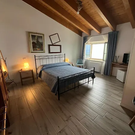 Nottola לינה וארוחת בוקר לדיספולי