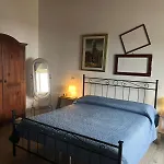 Nottola Bed & Breakfast